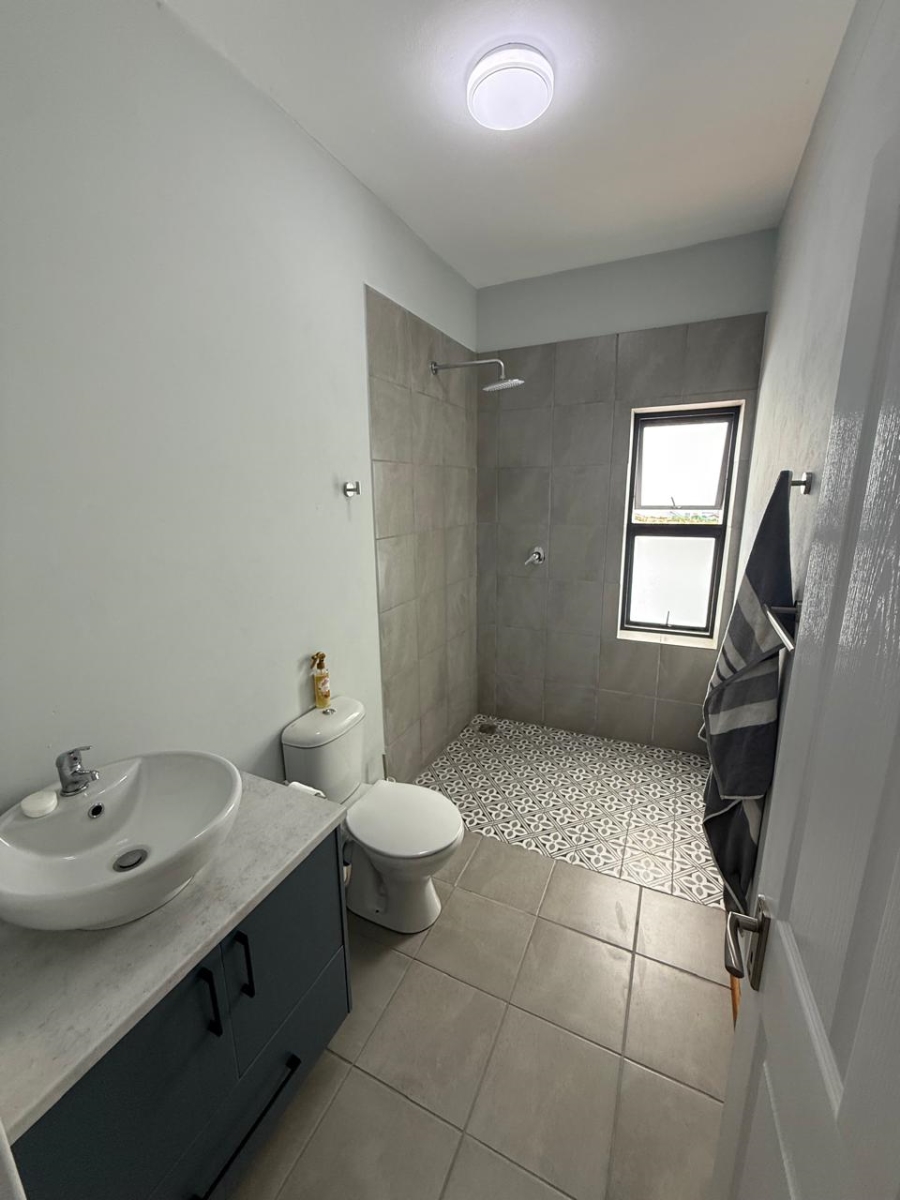 5 Bedroom Property for Sale in Stilbaai Oos Western Cape